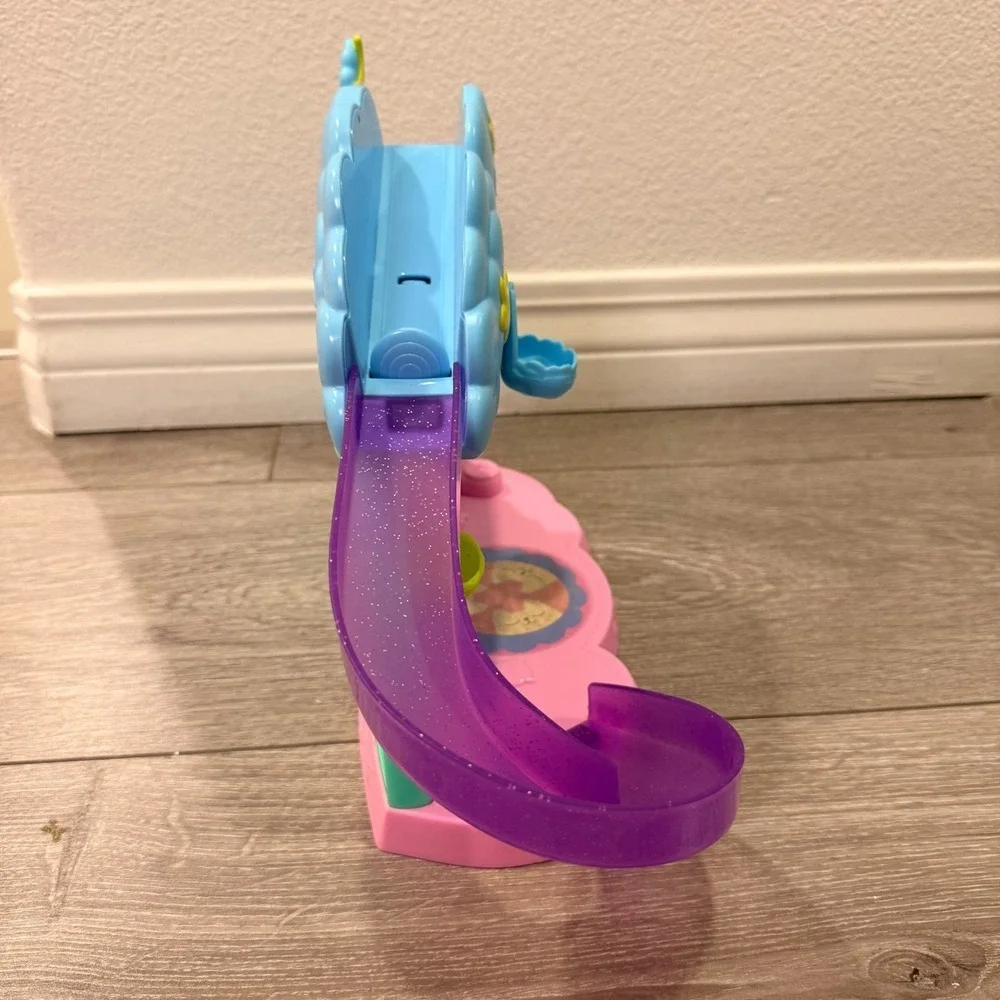 Gabby's Dollhouse, Kitty Care Ear Purrfect Playroom Pink Purple Kids Playset OS